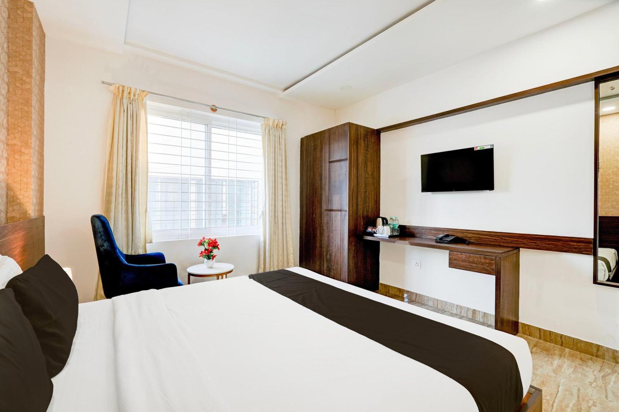 Super Townhouse Oak Aecs Formerly Bangalore Times المظهر الخارجي الصورة